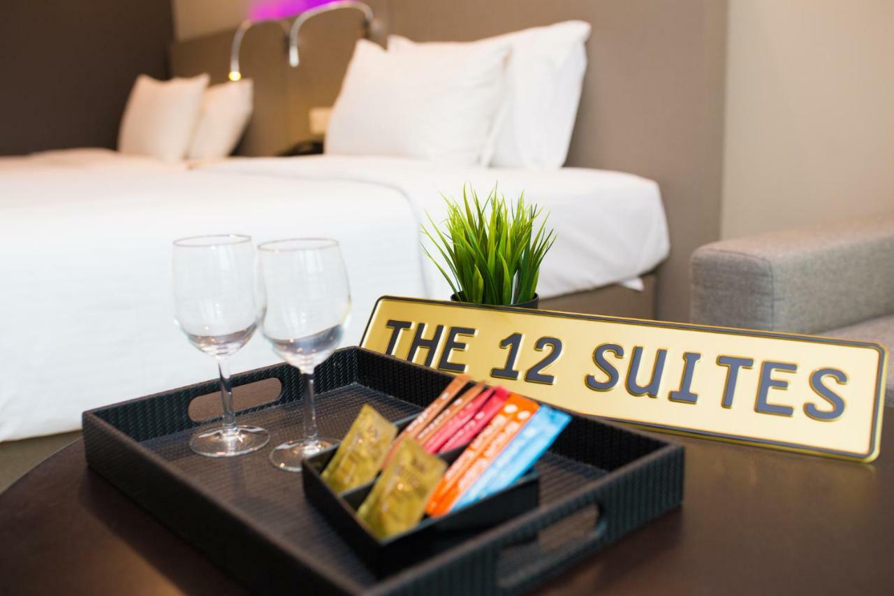 The 12 Suites @ Empire Damansara Petaling Jaya Ngoại thất bức ảnh