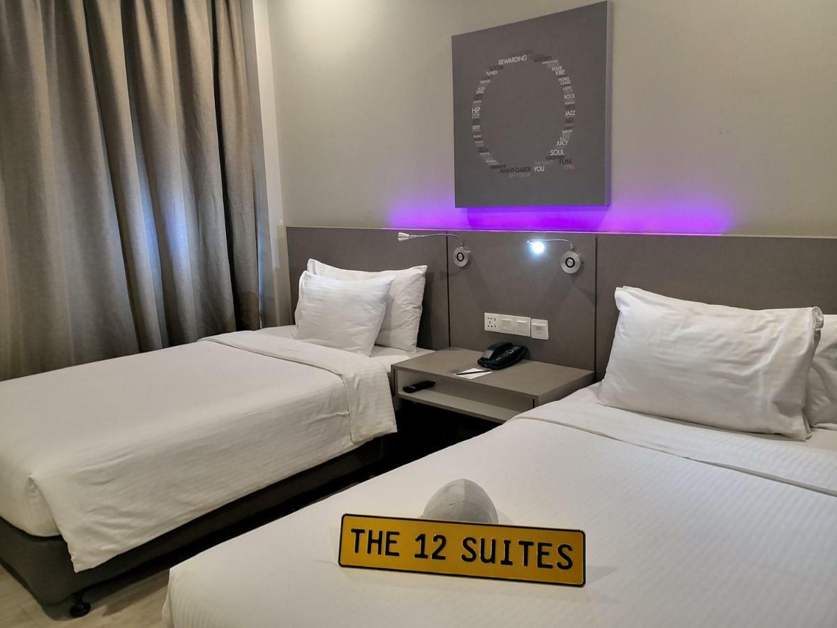 The 12 Suites @ Empire Damansara Petaling Jaya Phòng bức ảnh