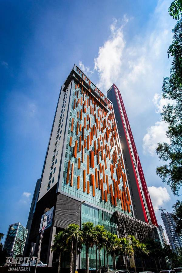 The 12 Suites @ Empire Damansara Petaling Jaya Ngoại thất bức ảnh